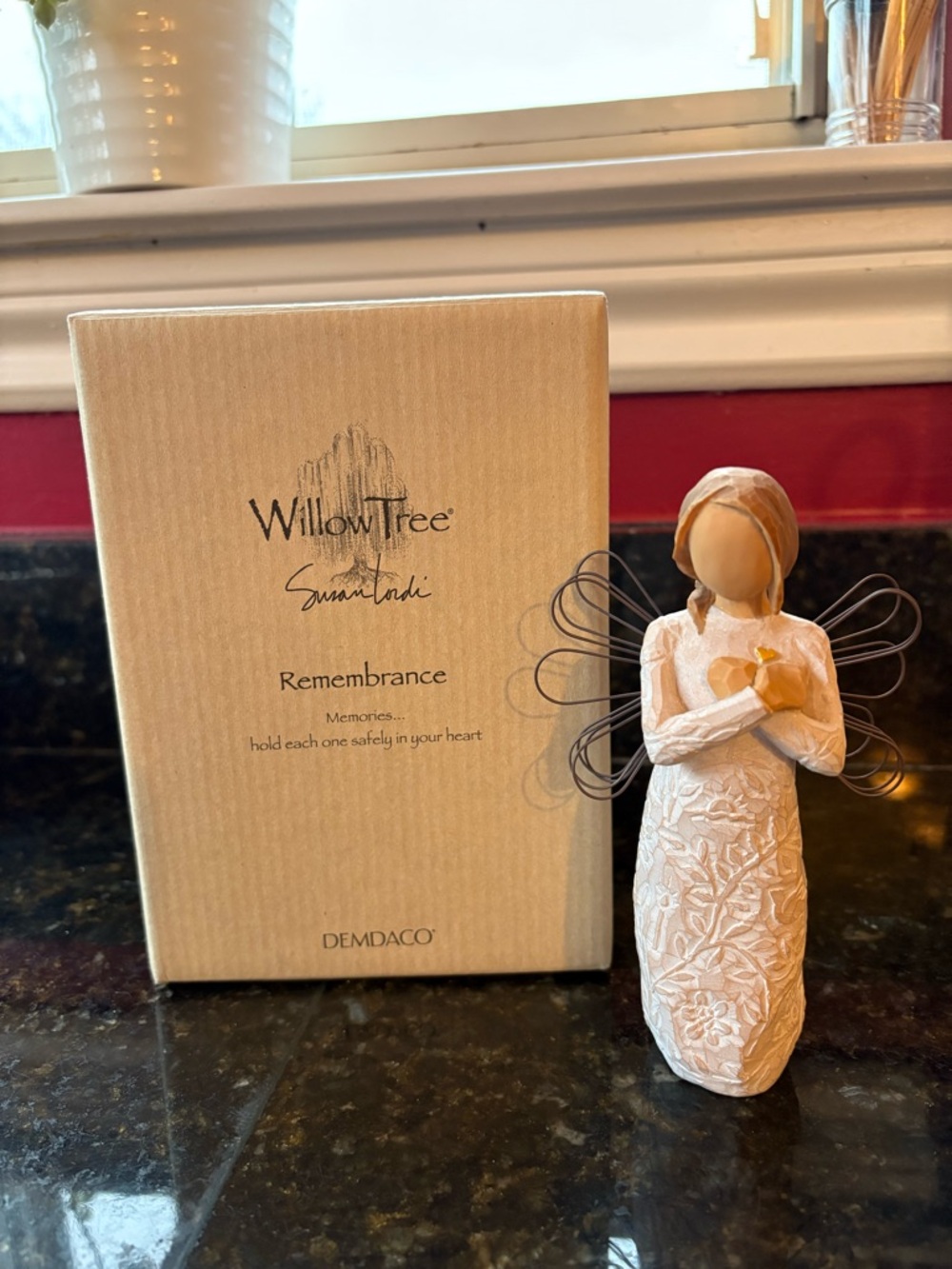 Willow Tree Boxed Remembrance Angel